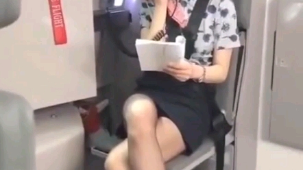 The plane is about to take off, please fasten your seat belt 5