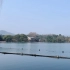 疫情笼罩下的杭州西湖依然美丽却冷冷清清
