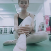 舞蹈美女穿白丝袜自拍
