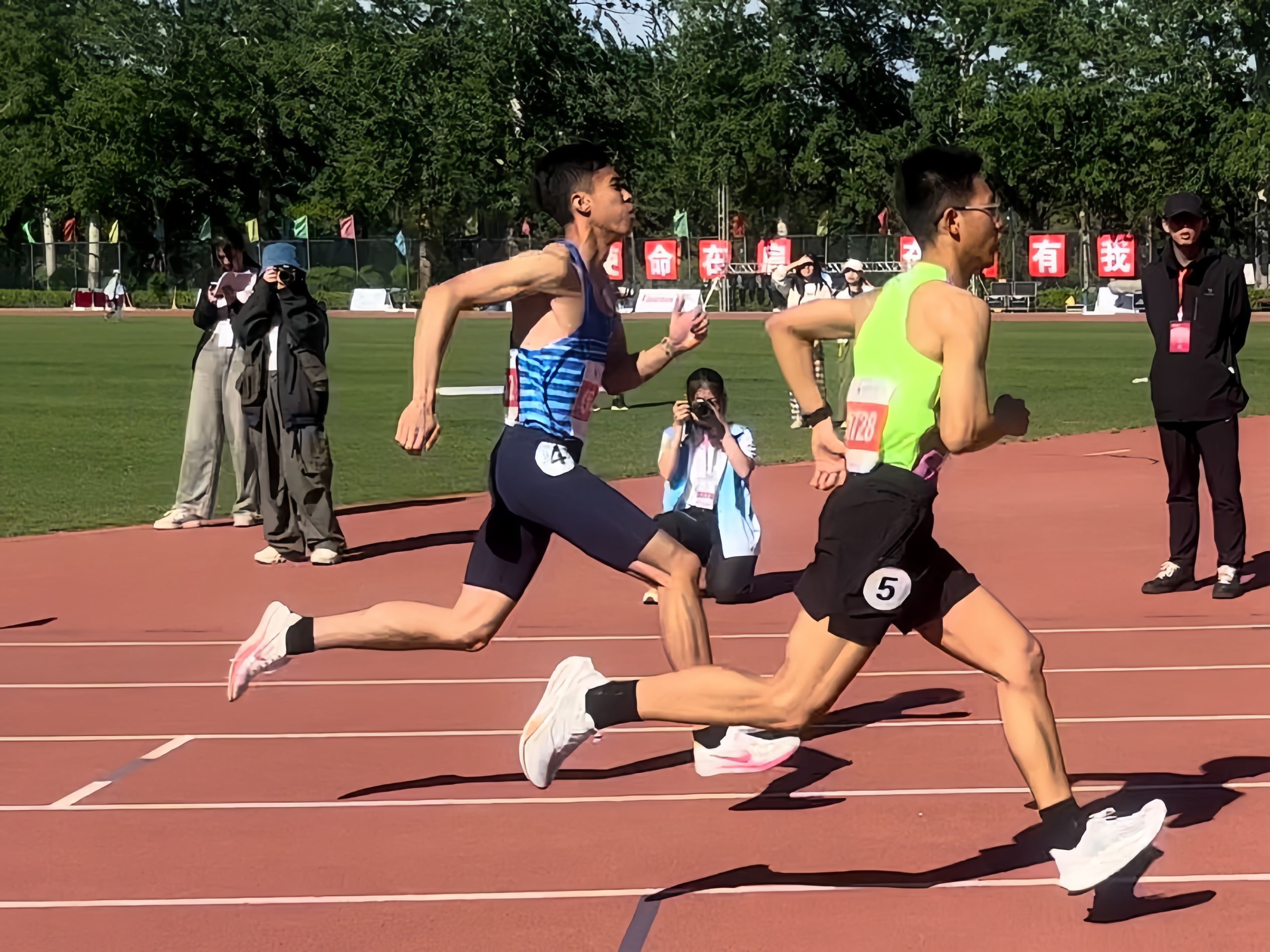 破了纪录却拿不了冠军？充满遗憾的北京体育大学校运会丙组男子800米决赛