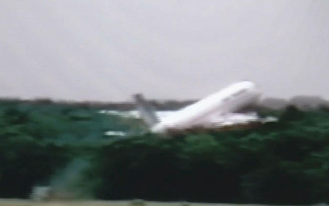 【台版】空中浩劫S18E14特辑：飞机VS机长