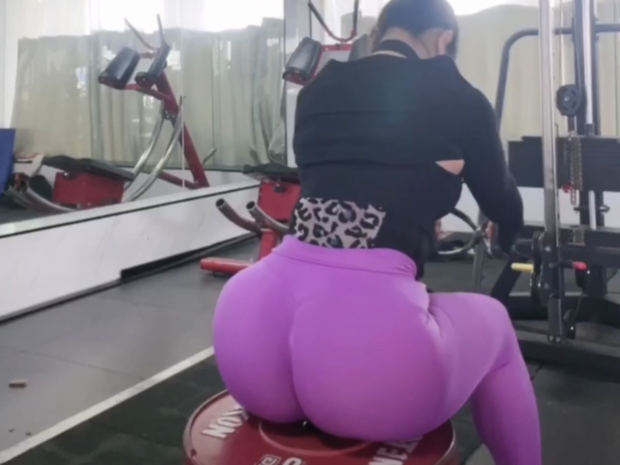 Erin Yay ~ - Gym Back Training (Visual Impact Thief)