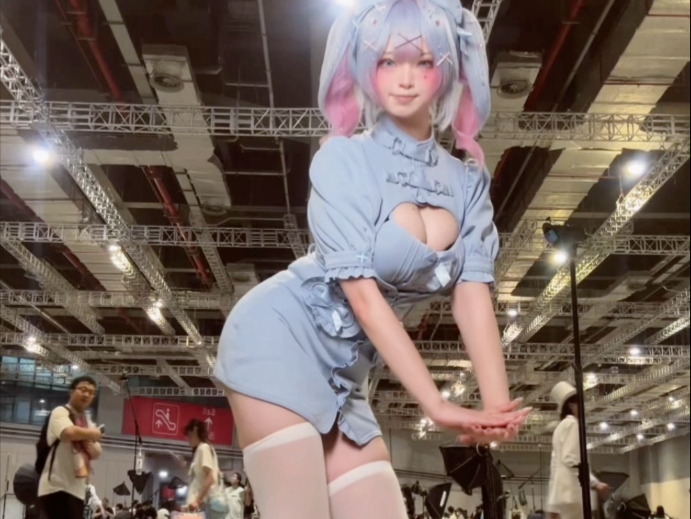 Wine glass legs, but rabbit holes, but 2.0