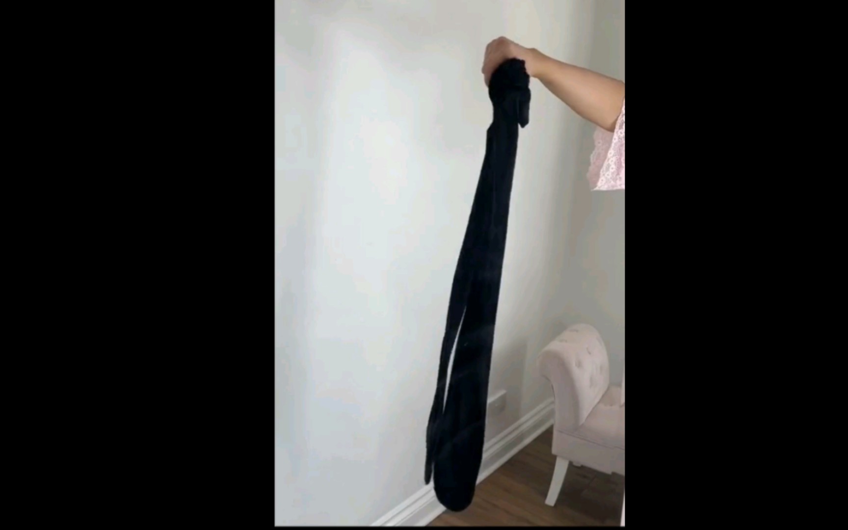 Black silk goes on the warpath, no grass grows