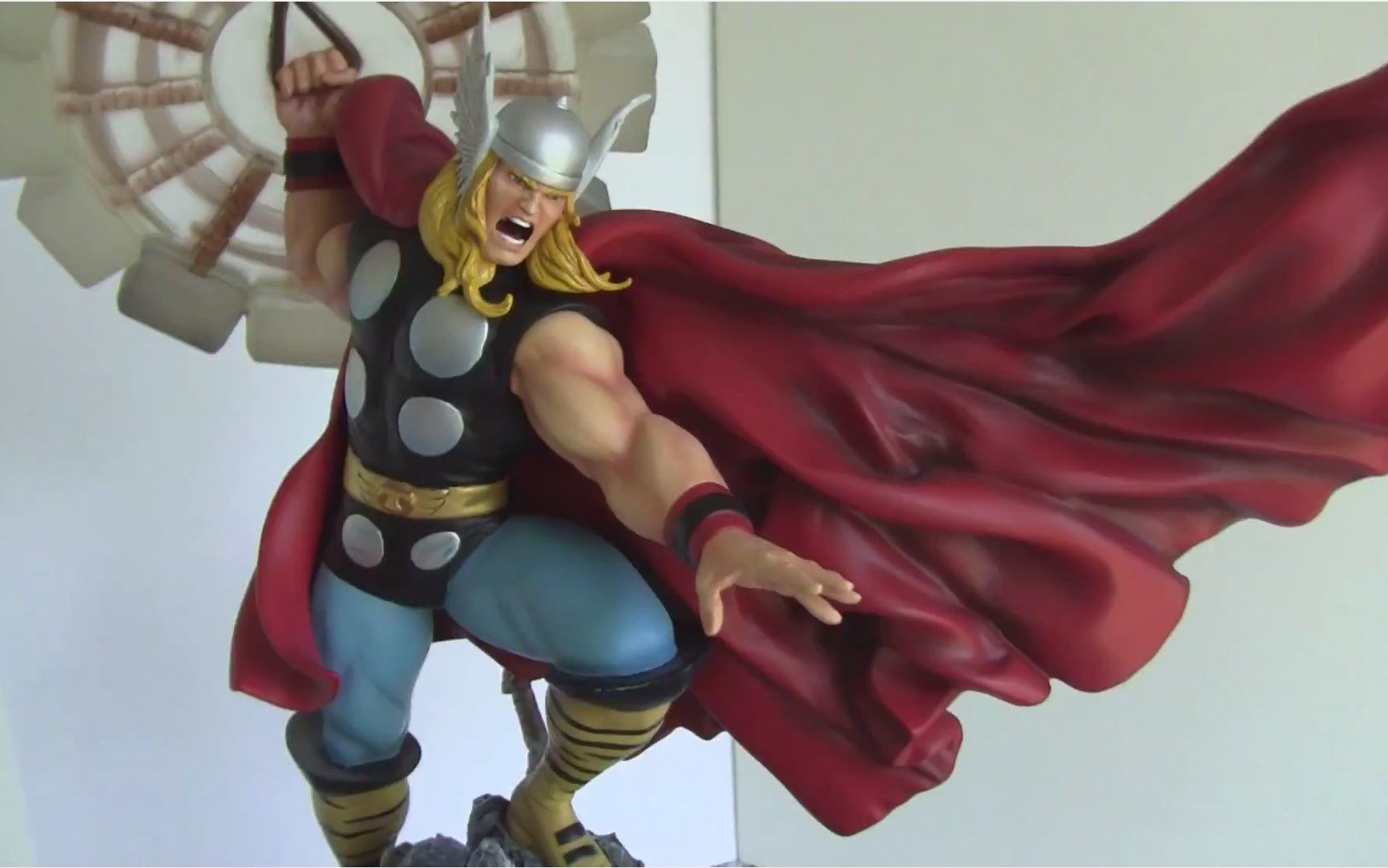 thor spinning hammer statue bowen designs marvel avengers