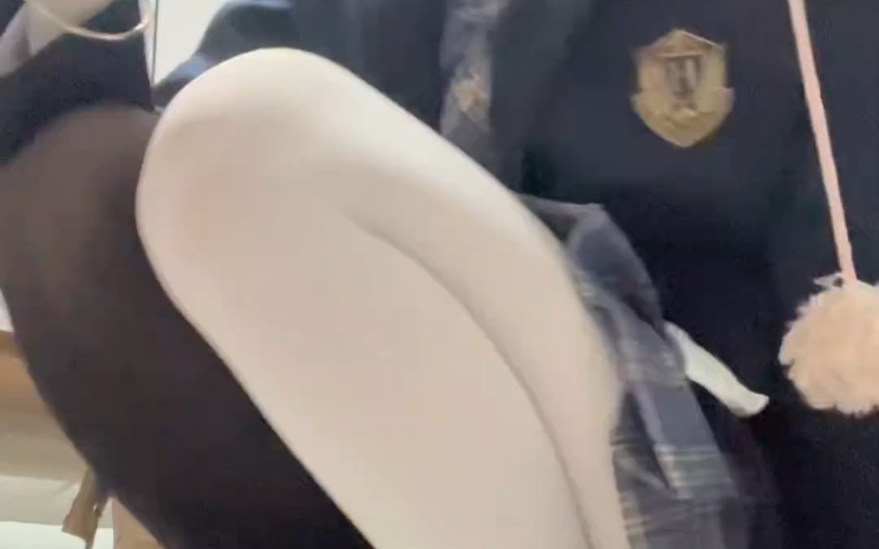 jk with black and white is great.