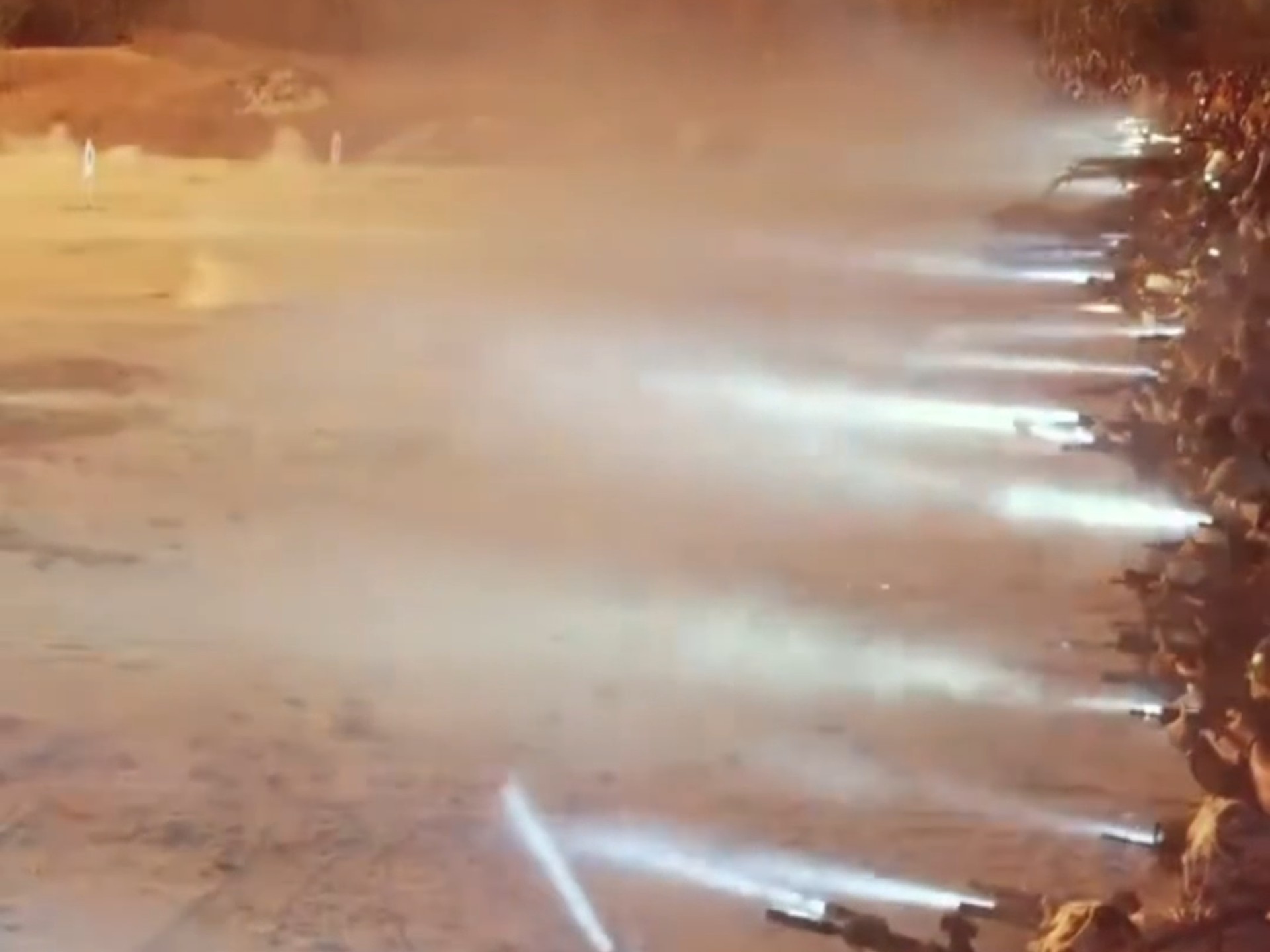 丧尸：老人和丧尸宝宝先撤退