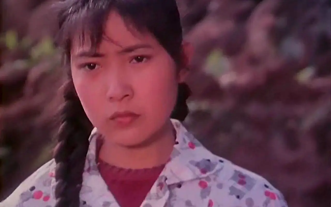 1981年电影《被爱情遗忘的角落》插曲：角落之歌【朱明瑛】