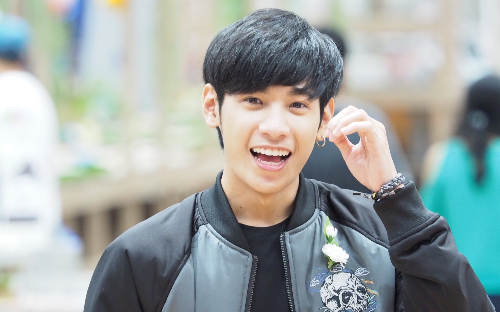 170814 好喜欢你的笑啊 #singtoprachaya