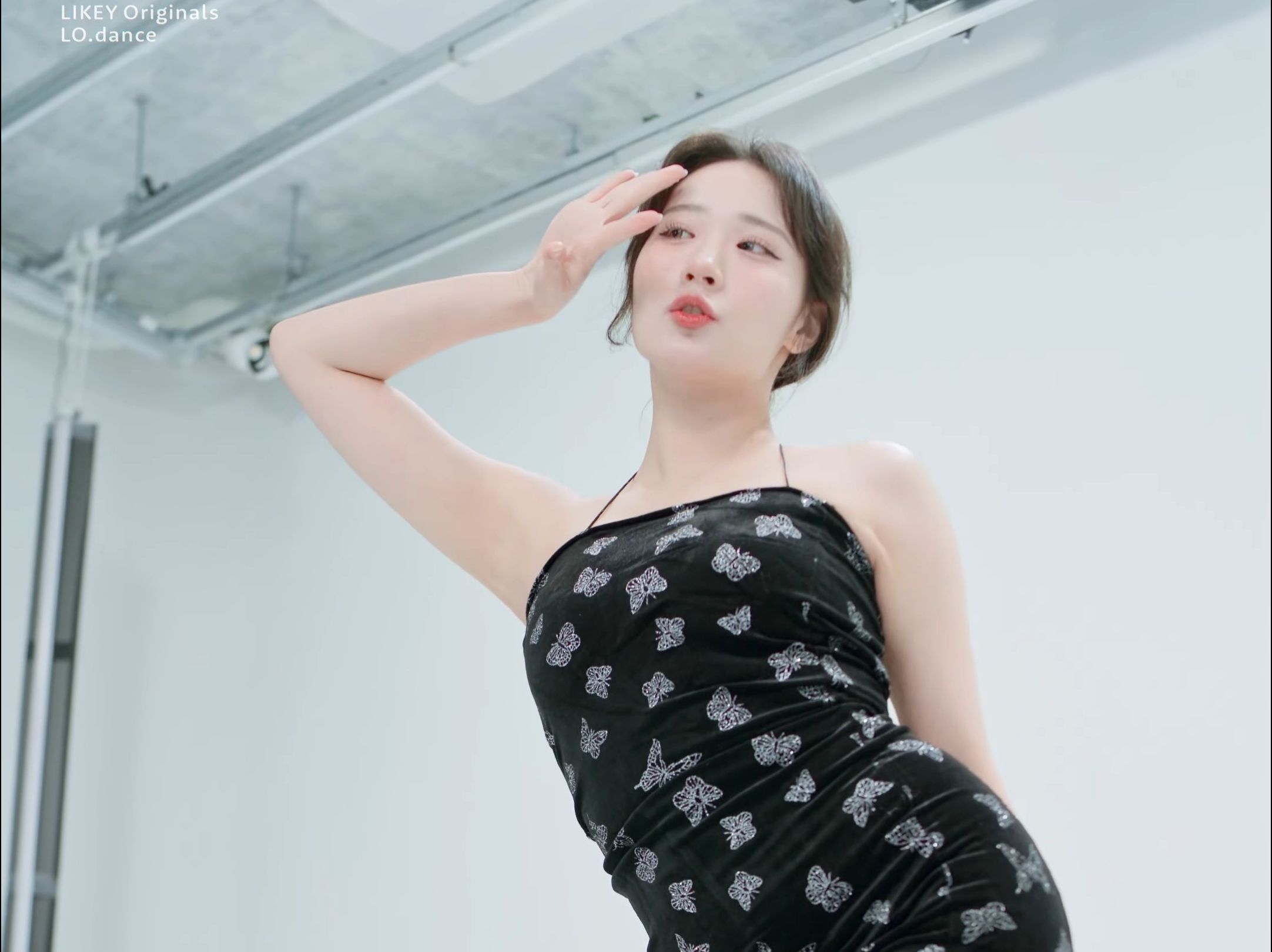 Jung In, FANCY, Flower Dress, Side View