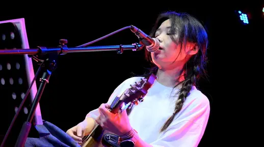 花粥--《一腔诗意喂了狗》--04.26 深圳 hou下沙