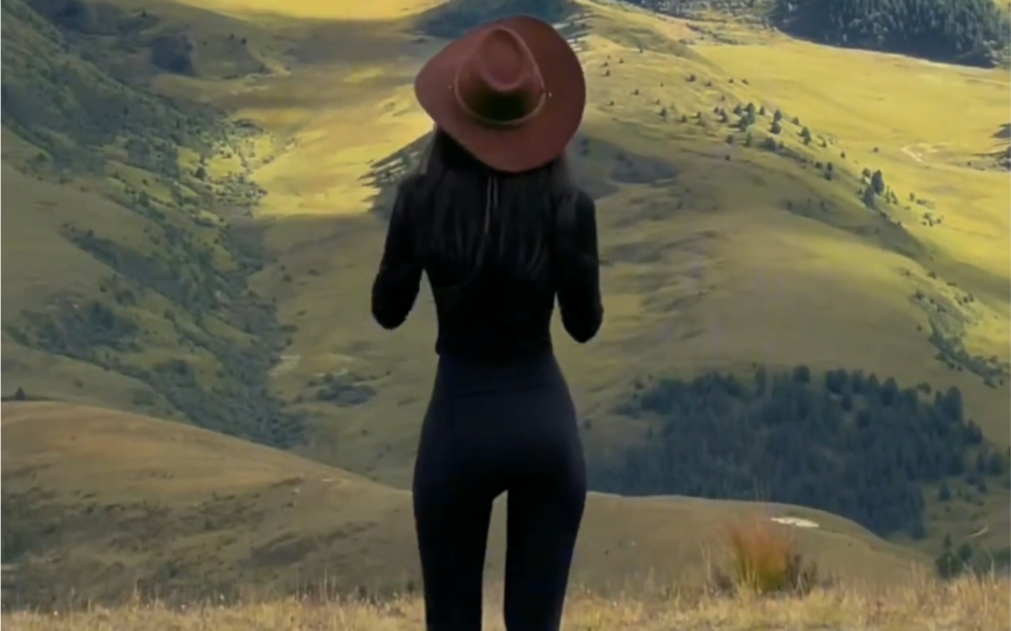 You definitely can't say no to wearing black! #ootd wear