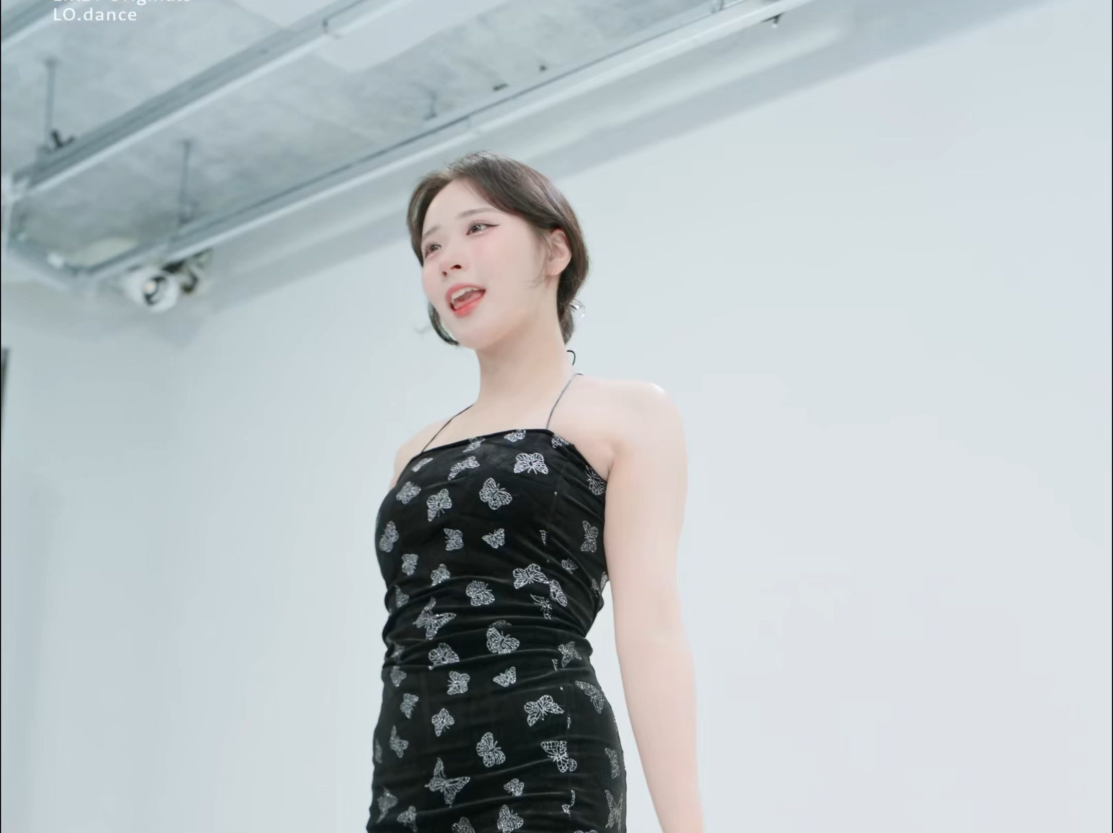 Jung In, DM, Flower Dress, Side View