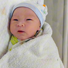 出生5.8斤 48cm 现在12斤 60cm 妈妈满足了