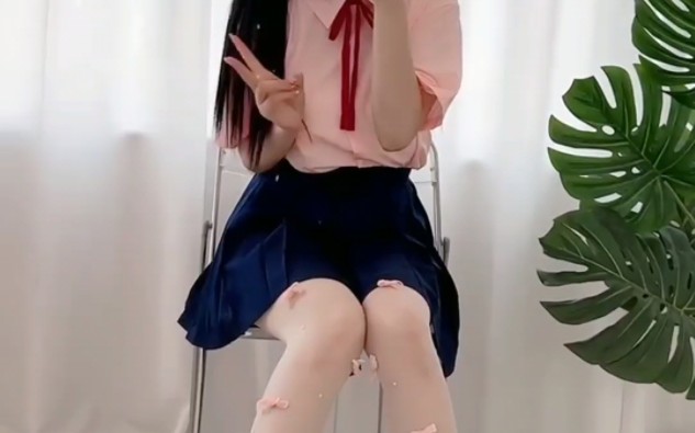 Heck, who isn't a leg man?