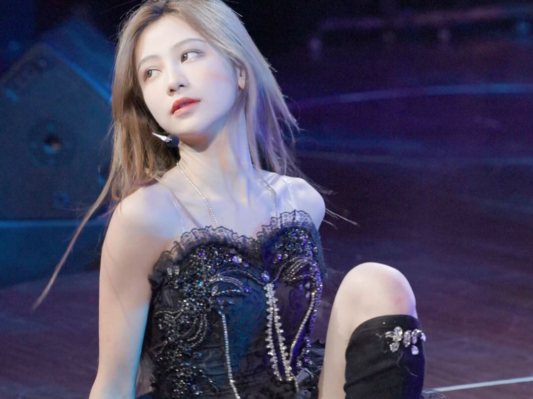 Yuan Yiqi] 231222 "Abyss" 『Ultimate Mission B New Station Premiere』Focus [4k60p]