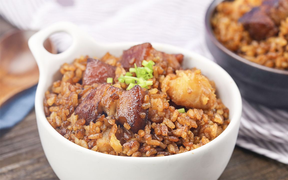 纯情的红烧肉焖饭