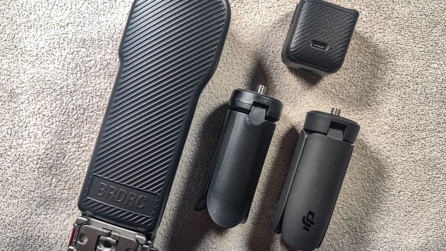 迄今为止最完美的第三方保护壳 BRDRC 拓展保护框设计分析以及低重心迷你小三脚架