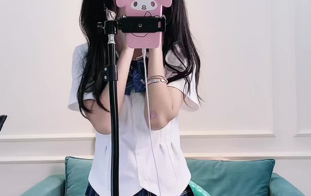 [Grandma Wang's granddaughter]