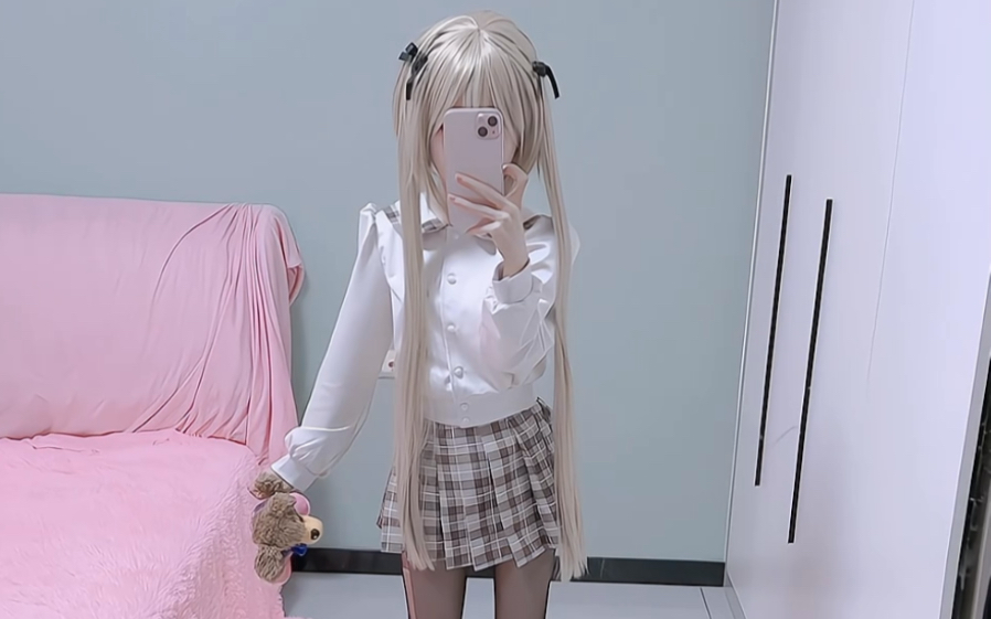 [Soft girl cat cat has become an adult] The latest video is online, begging for attention!