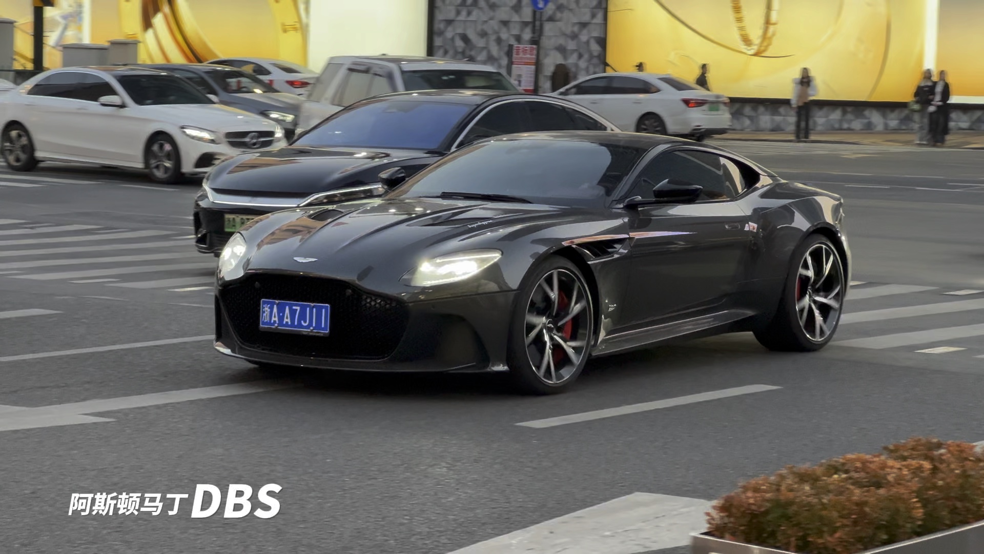 杭州万象城街拍豪车超跑811期