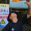 生活是灯，工作是油，要想亮灯，就得加油