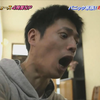 在楼梯上生孩子的日本人