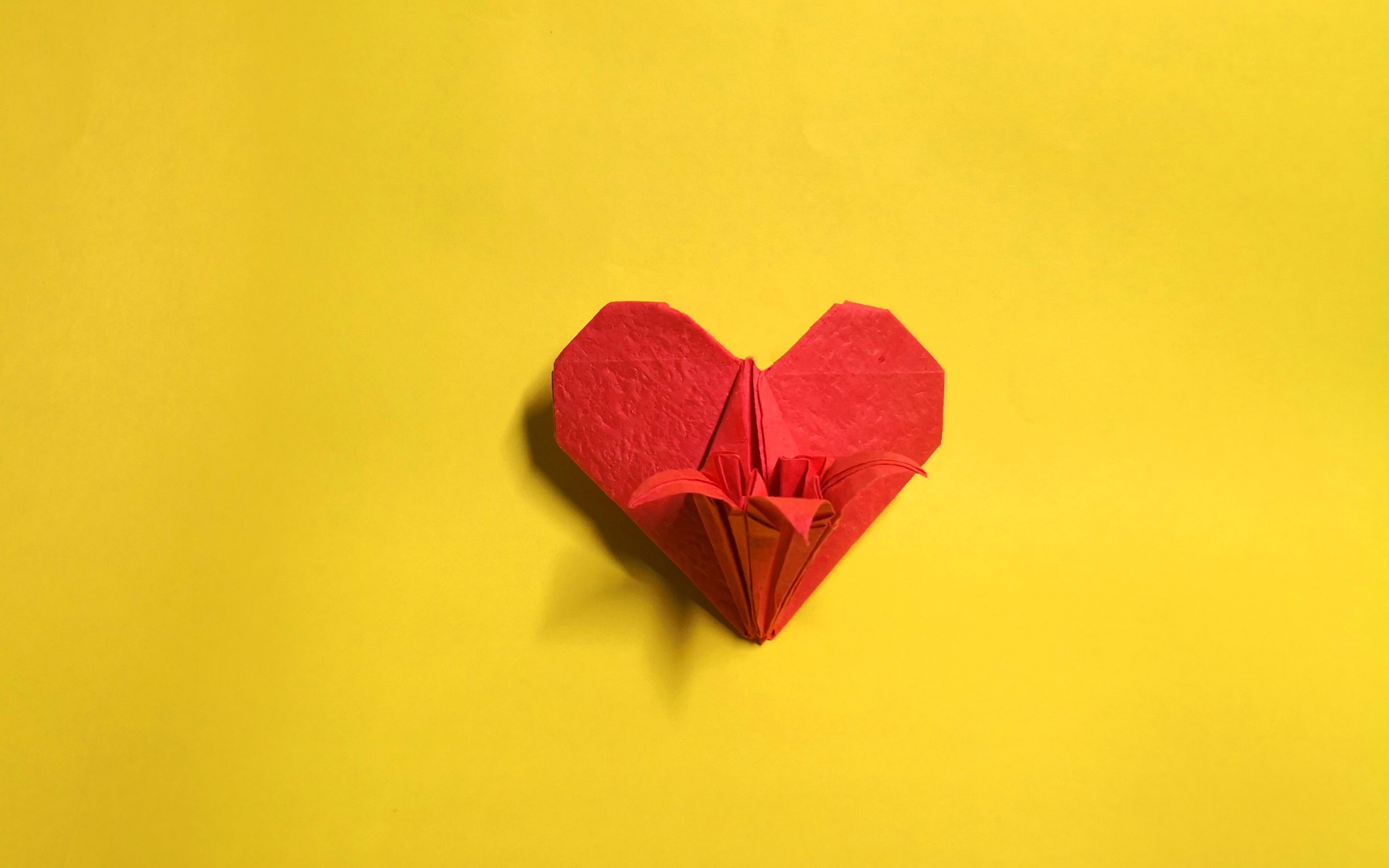 【折纸】心形折纸 一张纸折出立体爱心百合花,花和爱心的结合太漂亮了