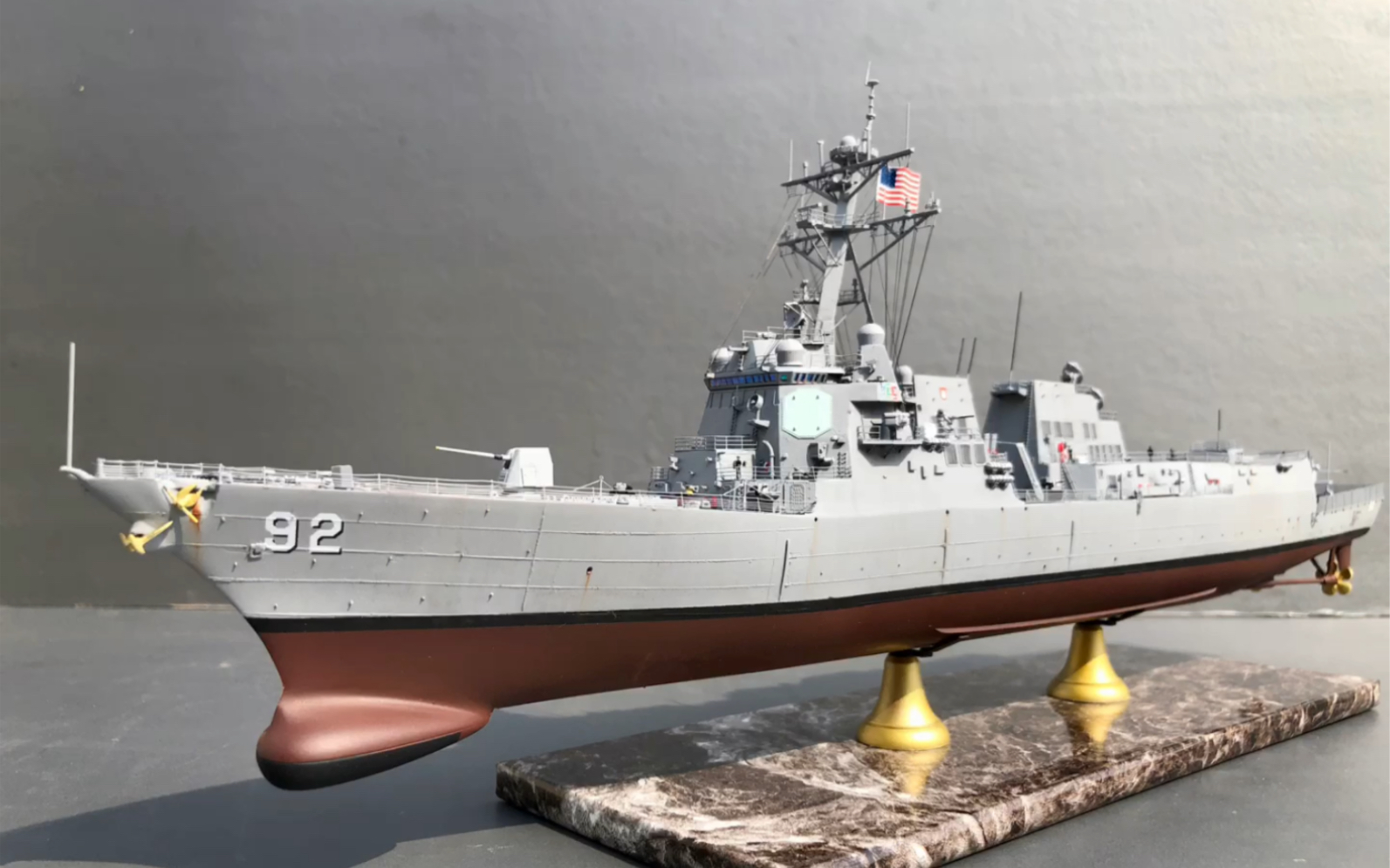 1/350美国阿利伯克ddg-92"莫姆森"号驱逐舰模型