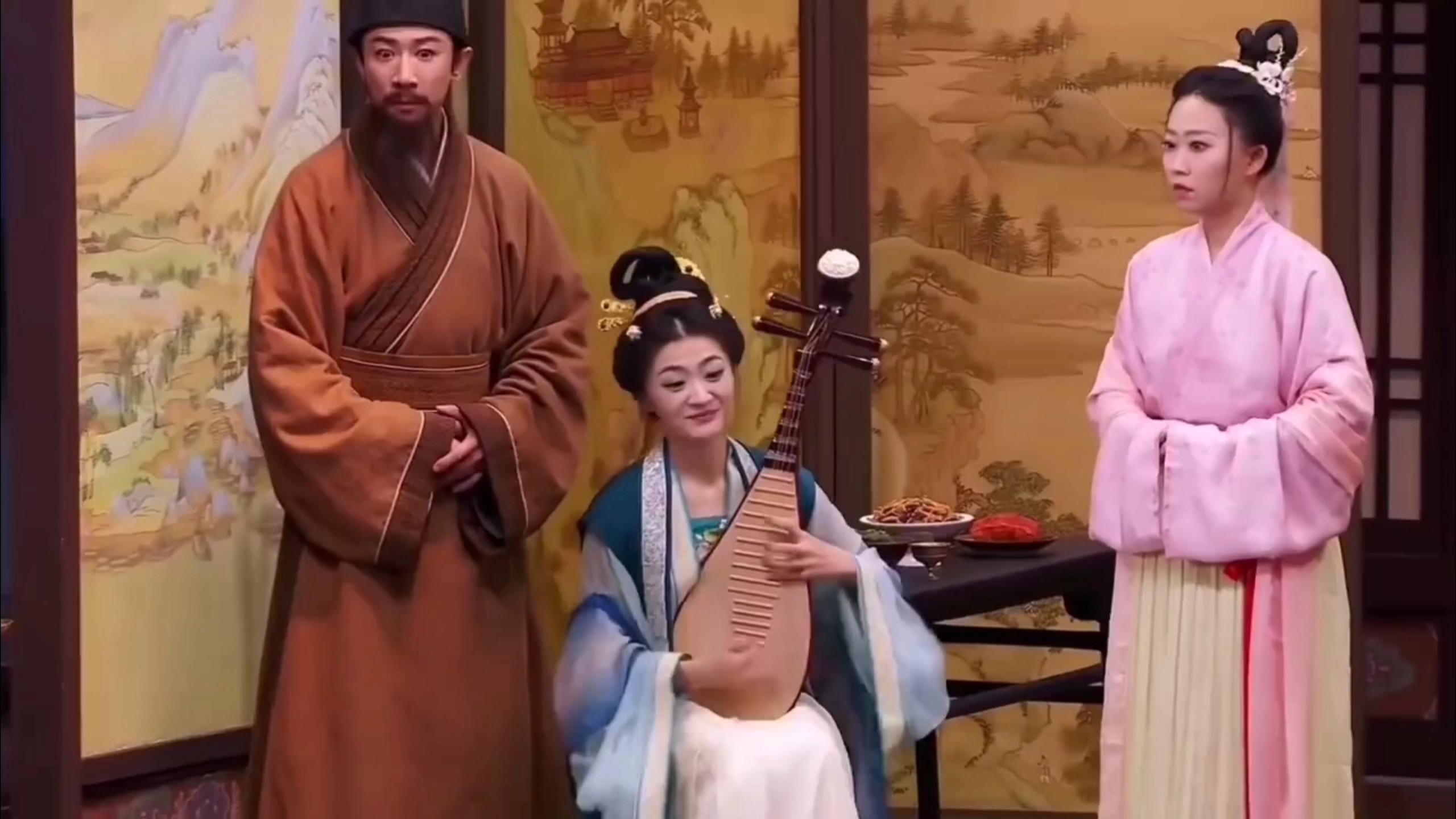 《夜宴》封神！古画人物集体穿越，韩熙载看了都得点赞...