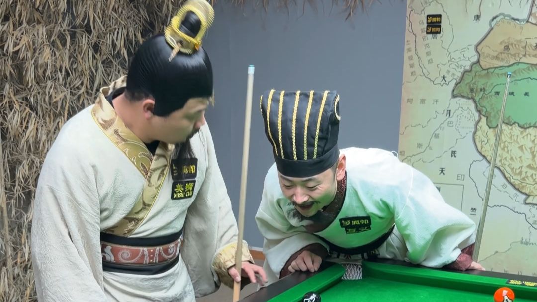 六丁封门，寸步难行，玄德挥杆，破阵定赢
