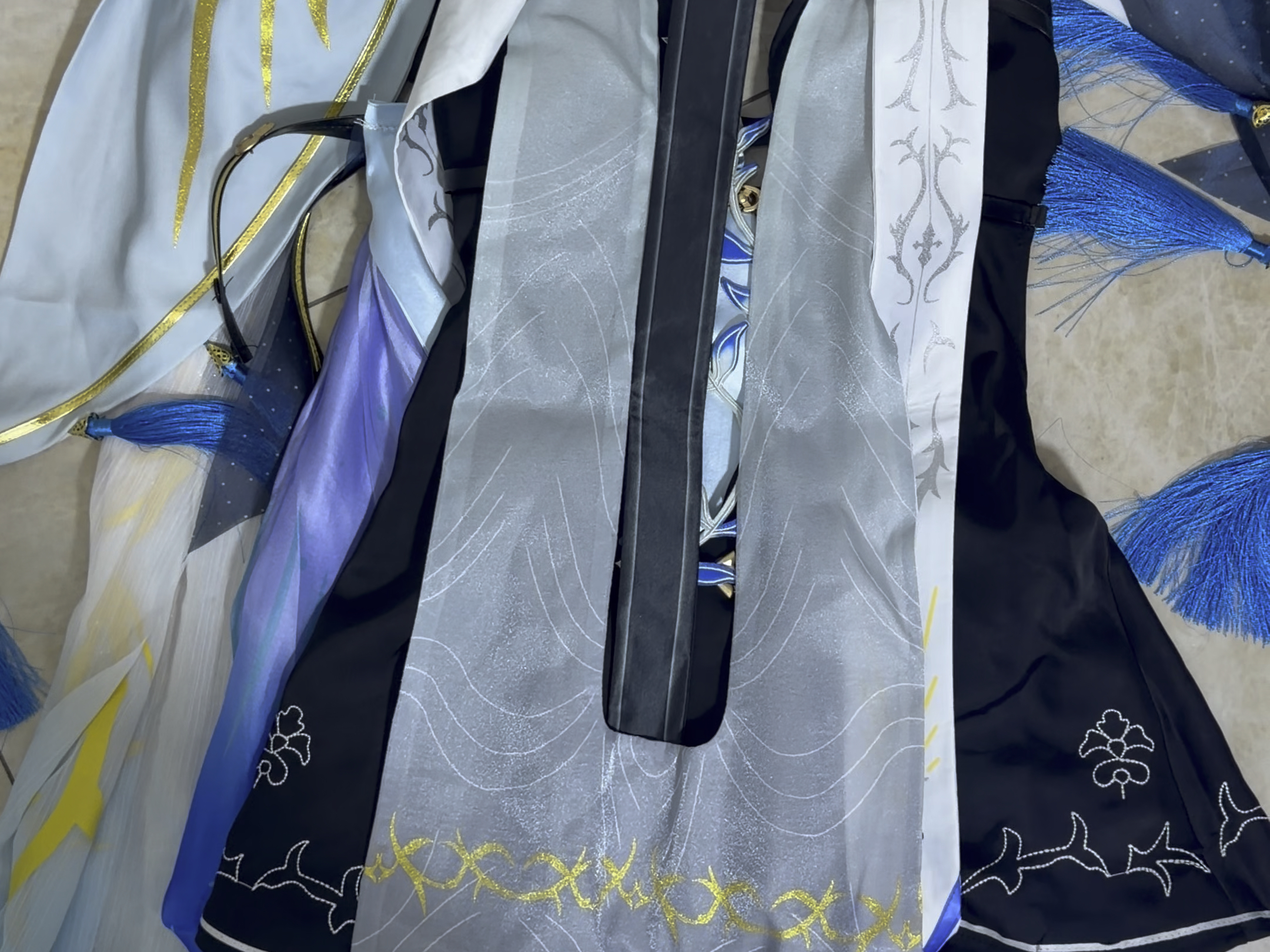 Doesn't like to wear shoes.