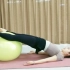 PBT训练 如何使用瑜伽球练习脚的外开