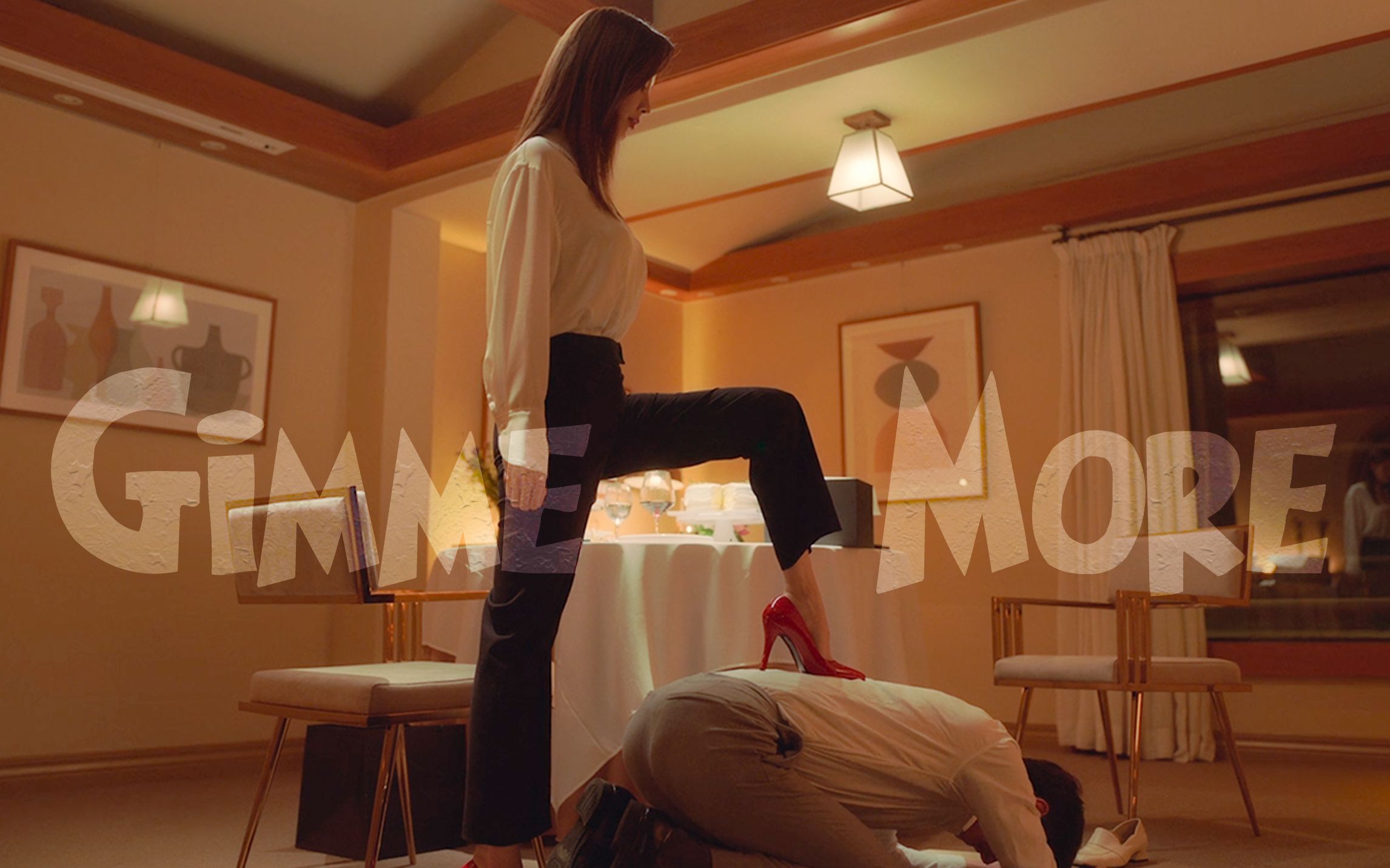 【解禁男女】姐姐踩我谢谢 | Gimme More哔哩哔哩bilibili