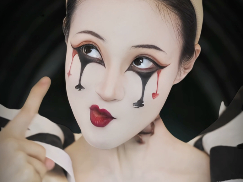 当红心皇后联动红皇后