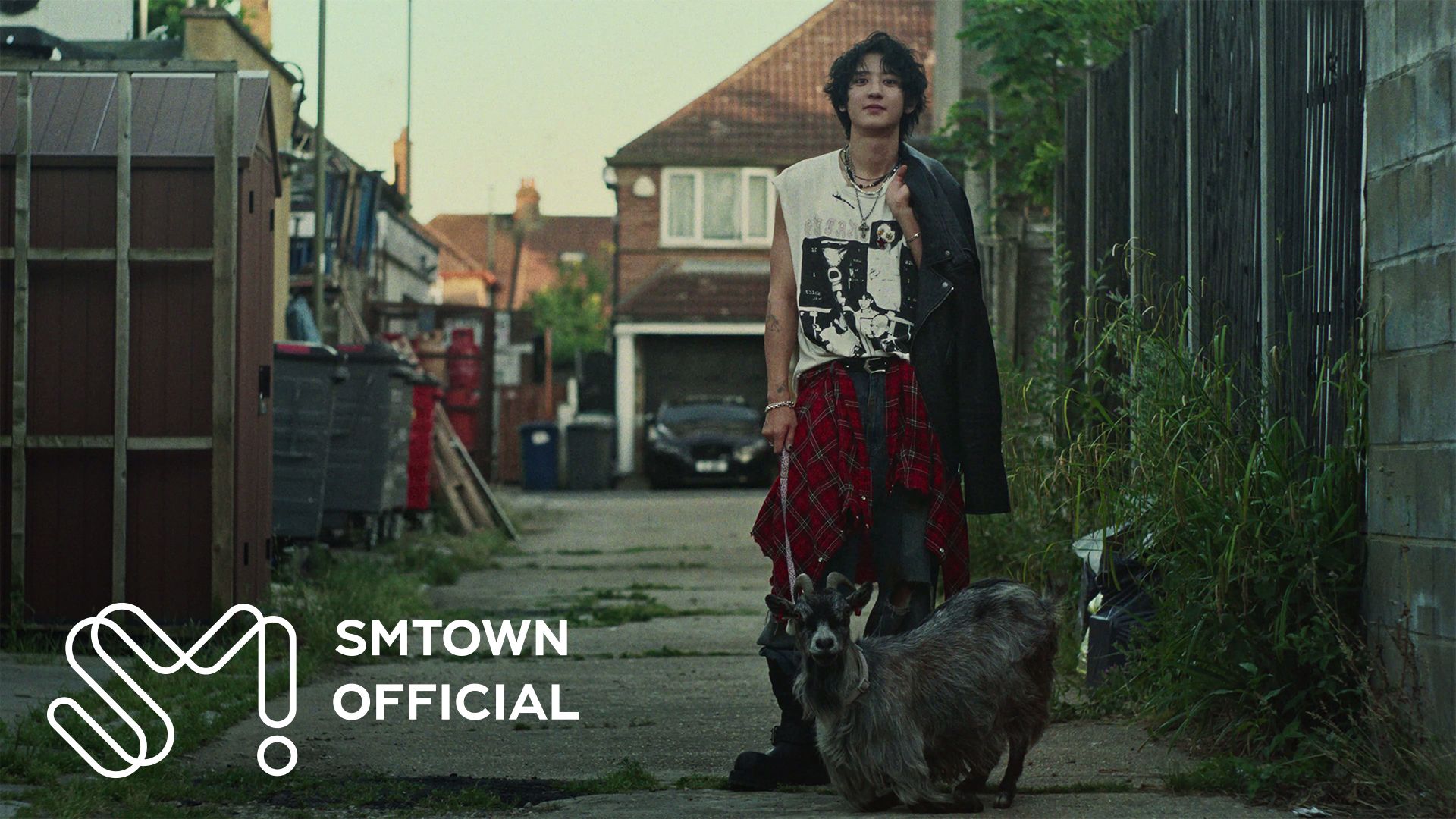 CHANYEOL《Upside Down》MV