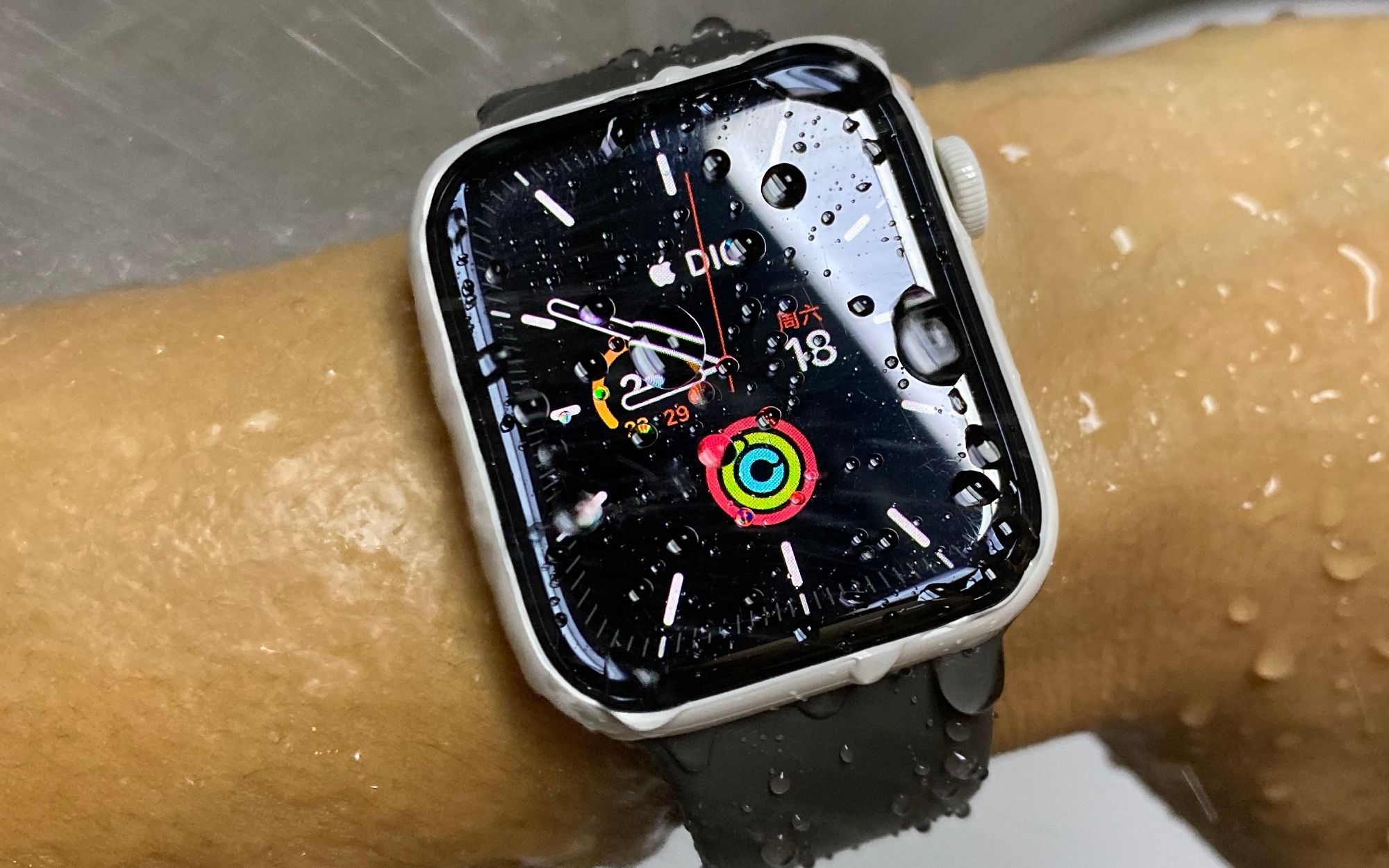 2020年居然用1000多元买到Apple watch S4！！44mm耐克+美版的超高 