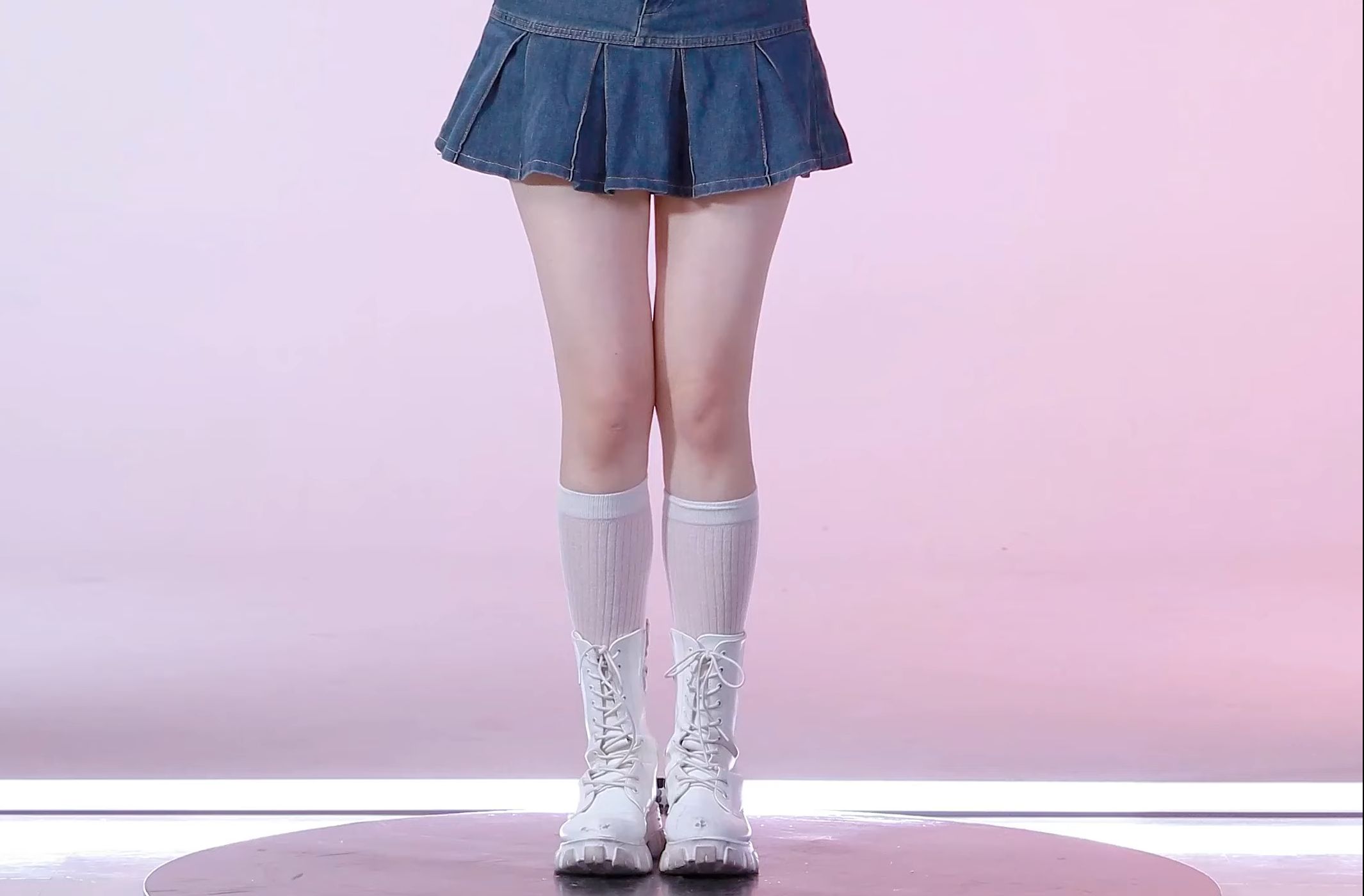 💙 #onepickent #kissoflife #sticky