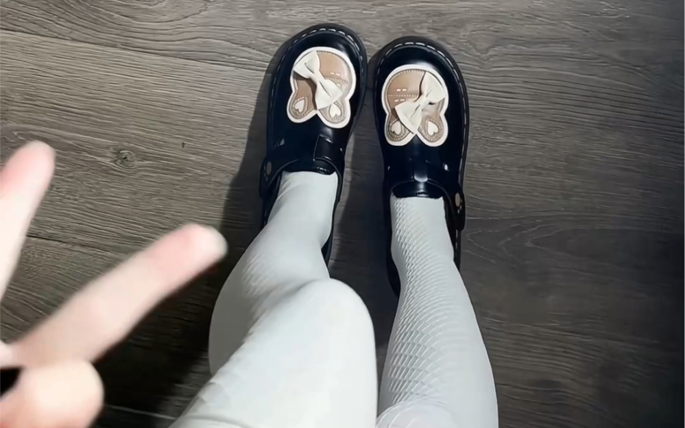 [CHEUKY SILENCE] The video has been packaged, welcome to watch it!