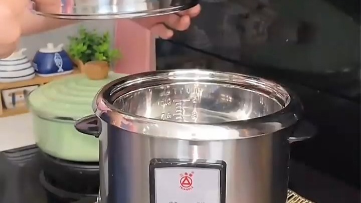三角牌老式电饭锅，316不锈钢内胆，用着安全放心！