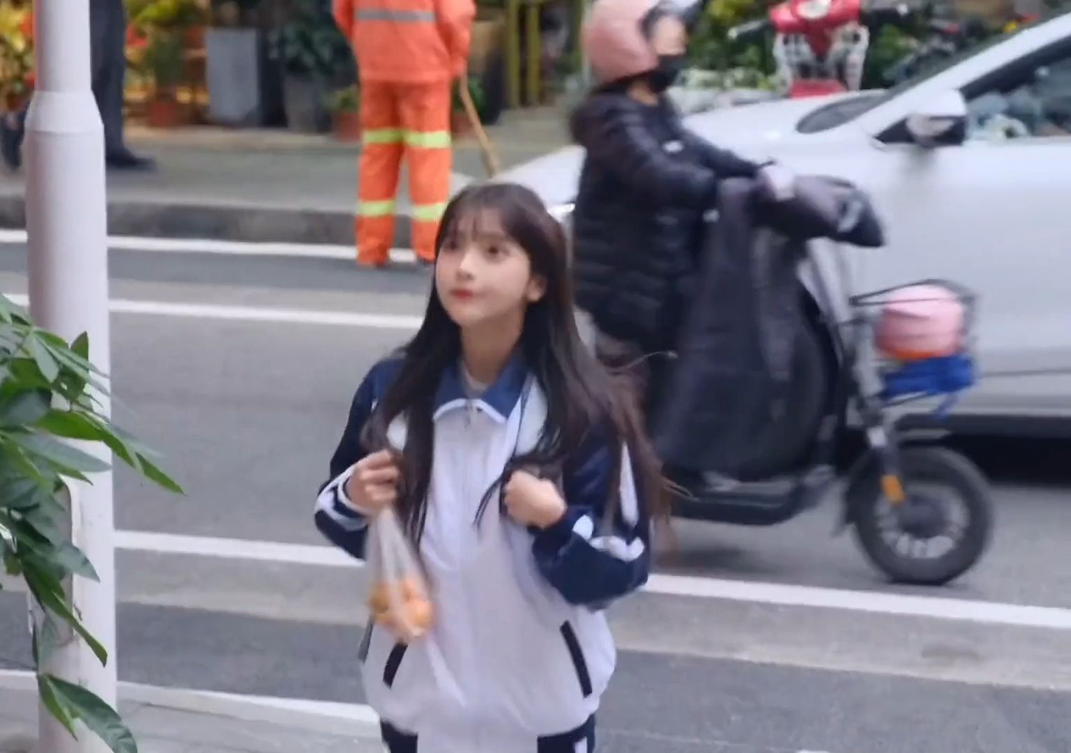 【哔哩哔哩KTV】17岁 - 刘德华（伴奏）