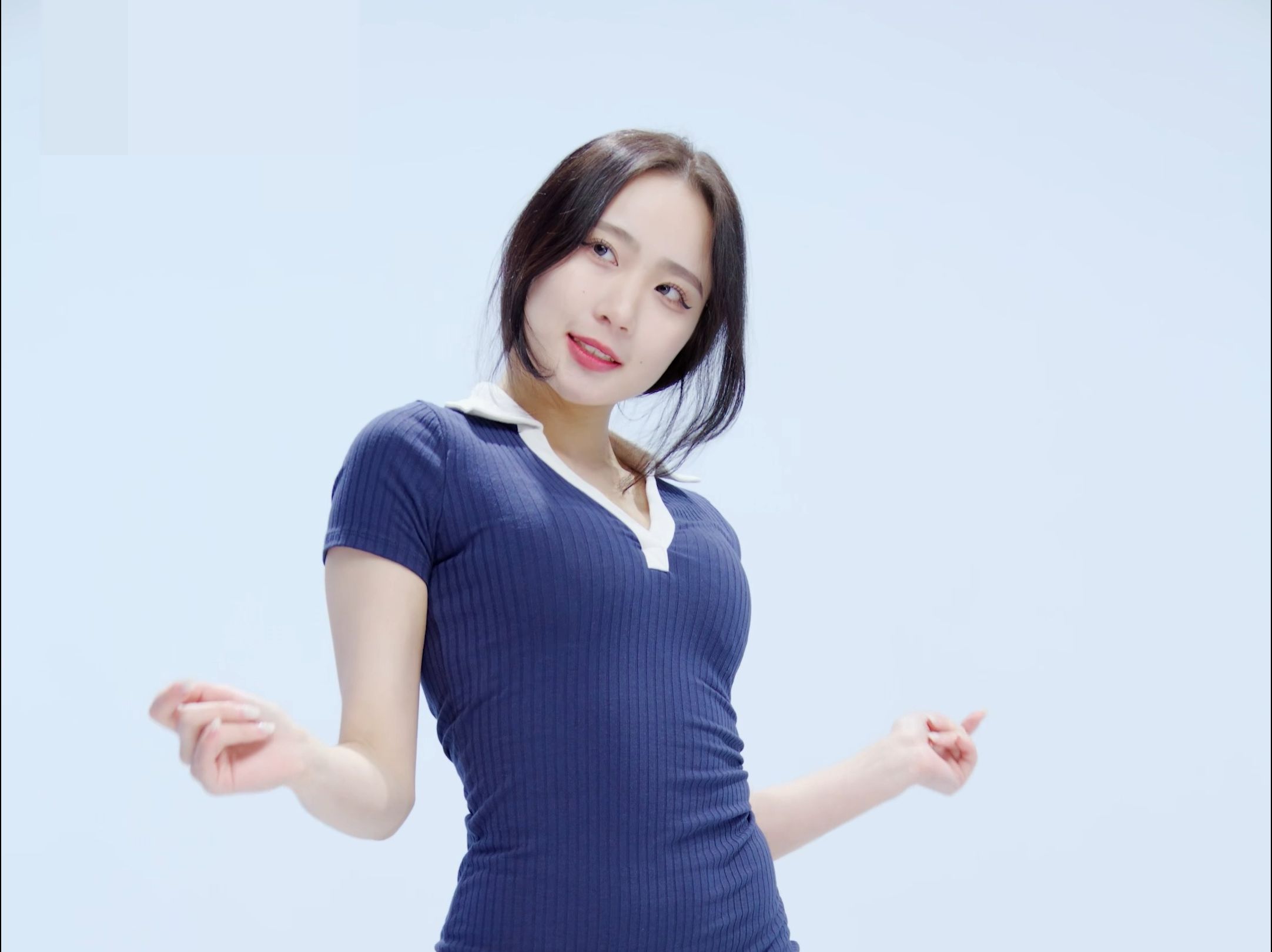 郑 仁 stickystikcy 深蓝