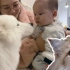 猫和狗谁更喜欢小婴儿？结果有点出人意料！！！【两个人一条狗】