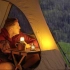雨天一人一狗野外露营，夜晚听着雨水打在帐篷上的声音入睡