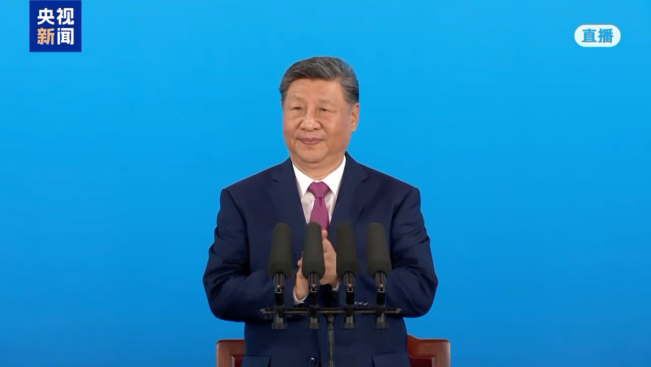 习近平宣布第十五届全国运动会开幕