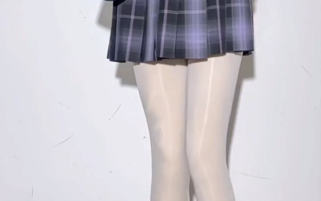 Love the glowing socks!