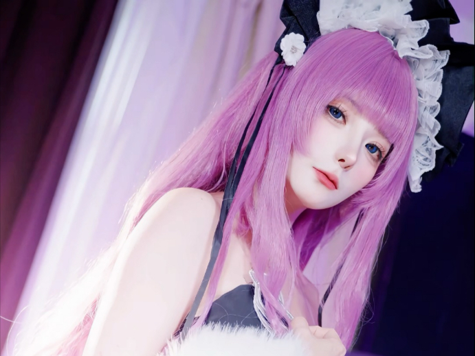 Trick or treat ≽^⎚˕⎚^⎚^≼