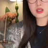 闲暇之余点上一支 #松塔香 给忙碌的生活增添一抹氛围感