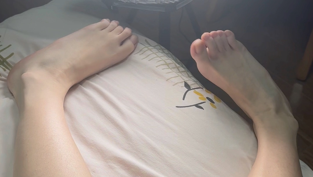 想看什么袜子自己说！！