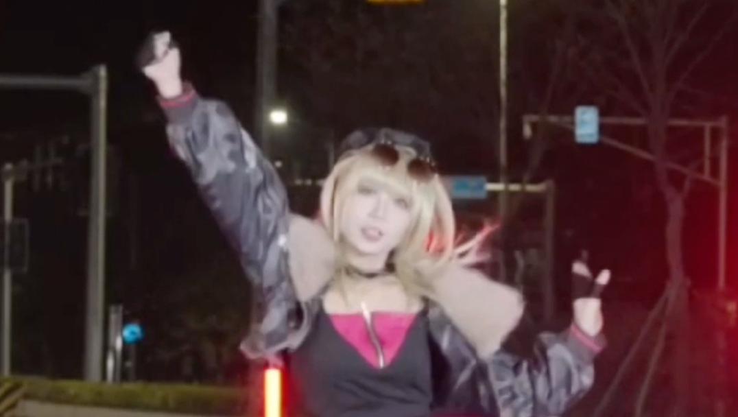 火舞fire dance豆位 你看你一跳这种劲舞就不做表情了